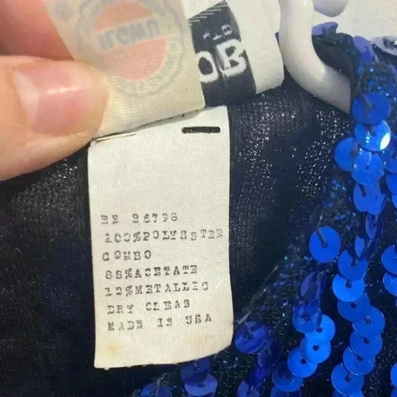 1980s Blue Sequin Sleeveless Blouse by Glenrob Size Medium - Picture 4 of 10